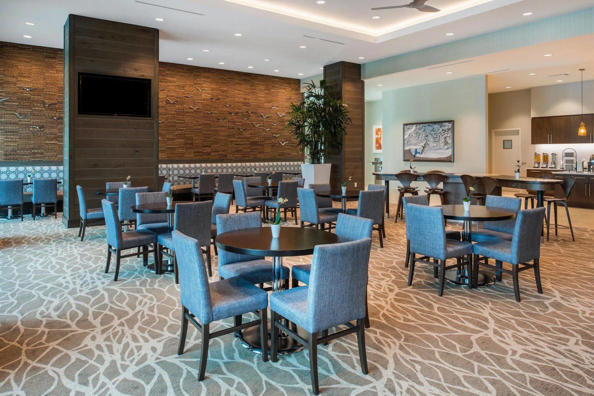 Hilton Garden Miami Dolphin Mall 3*
